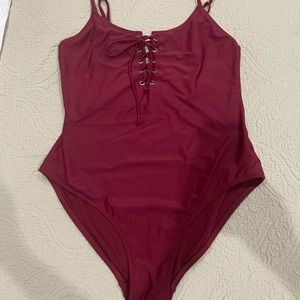 Like new Old Navy one piece swimsuit